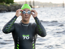 Load image into Gallery viewer, Blueseventy Reaction Triathlon Wetsuit Womens - Tri Wetsuit Hire