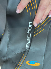 Load image into Gallery viewer, Pre Loved Blueseventy Reaction Triathlon Mens Wetsuit SMT (130) - Grade B