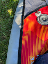 Load image into Gallery viewer, Pre Loved Aqua Marina Memba 330 Inflatable 1 Person Kayak (ME001)