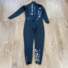 Load image into Gallery viewer, Pre Loved Aquasphere Pursuit v3 Wetsuit Men&#39;s XL (32) - Grade B