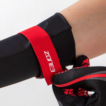 Load image into Gallery viewer, Zone3 Neoprene Swimming Gloves - Tri Wetsuit Hire