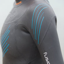 Load image into Gallery viewer, Blue Seventy Fusion Triathlon Wetsuit Womens - Tri Wetsuit Hire