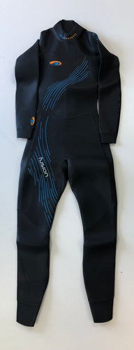 Blueseventy Fusion Triathlon Wetsuit Womens EX HIRE (Small)